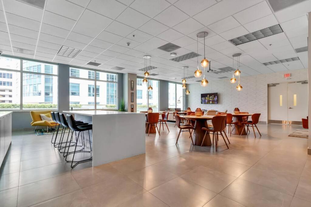 Modern 2/2 With Beautiful Ocean And Brickell Views Lägenhet Miami Exteriör bild
