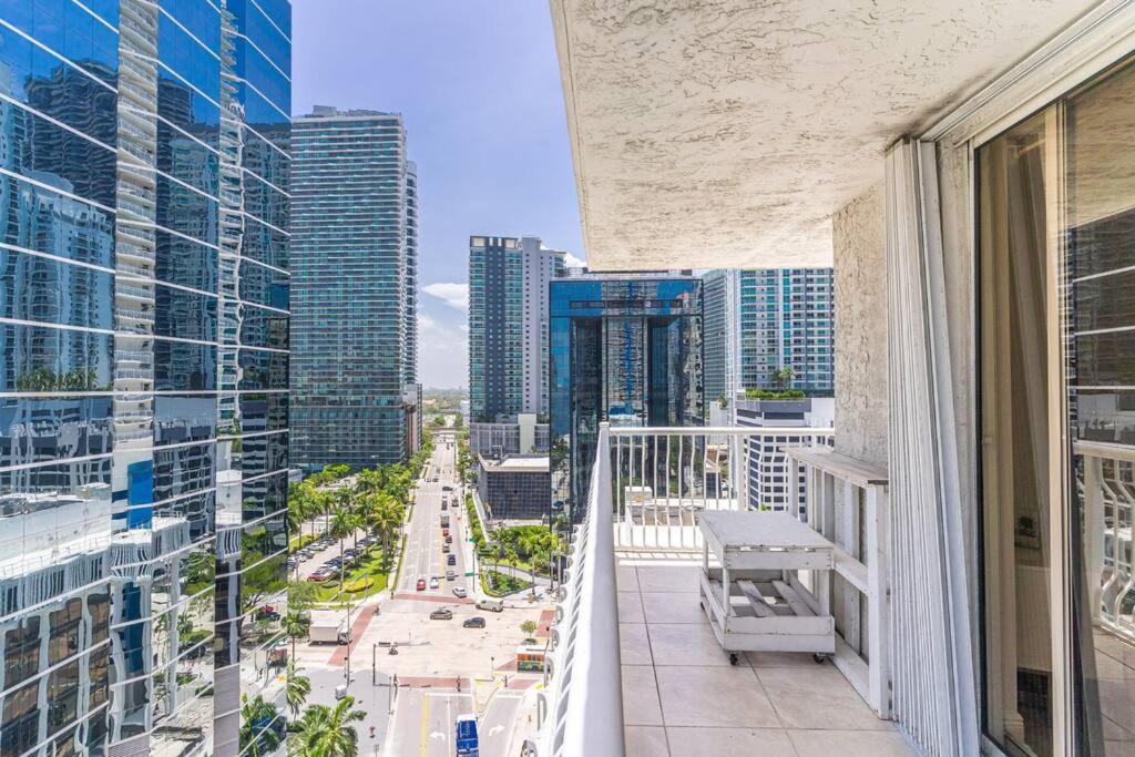 Modern 2/2 With Beautiful Ocean And Brickell Views Lägenhet Miami Exteriör bild