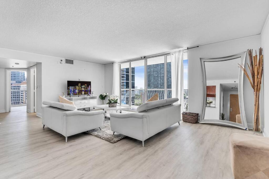 Modern 2/2 With Beautiful Ocean And Brickell Views Lägenhet Miami Exteriör bild